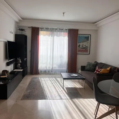 Spacious With The Balcony In Heart Of Monte Carlo